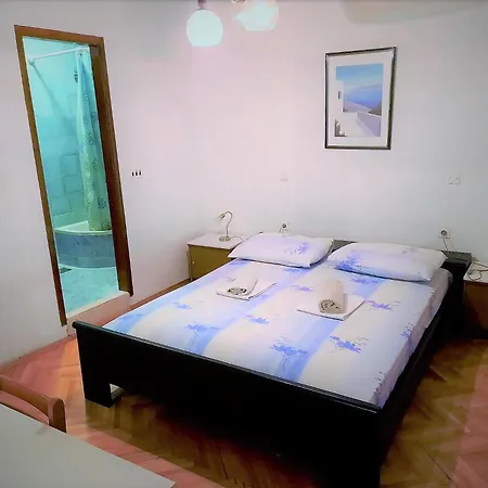 Apartmani R&B Radalj Makarska Exteriör bild