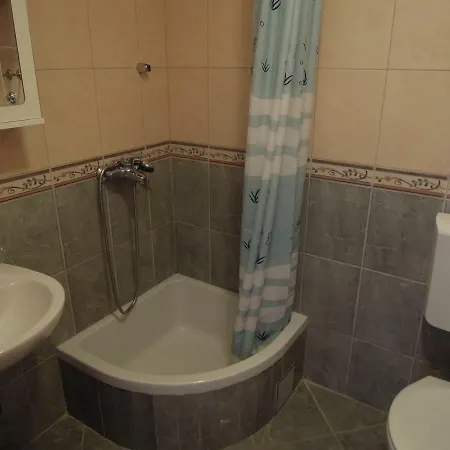 Apartmani R&B Radalj Makarska Exteriör bild