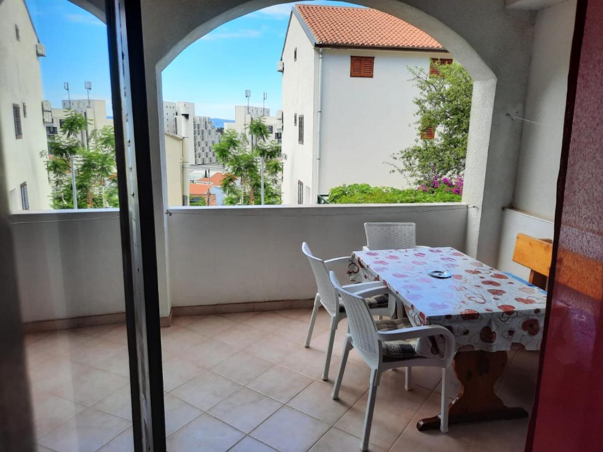 R&b Radalj Apartman *