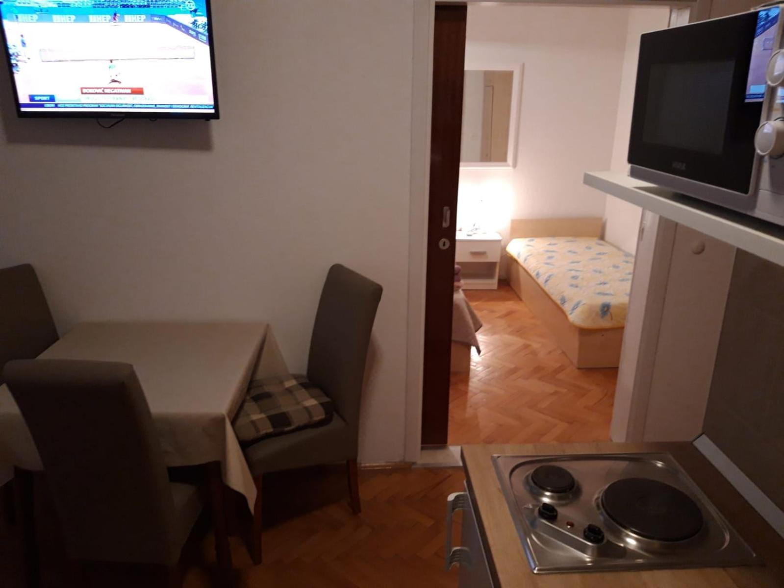 R&b Radalj Apartment Makarska