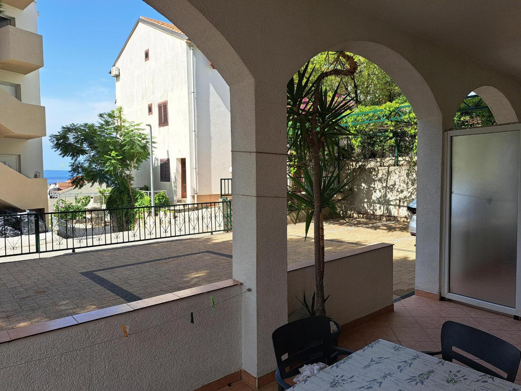 R&b Radalj * Makarska