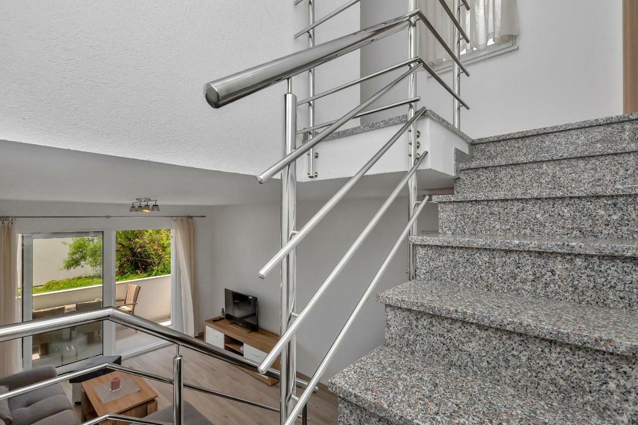 R&b Radalj Apartment Makarska