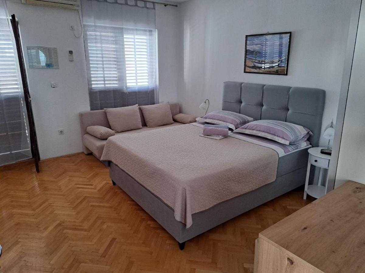 R&b Radalj Apartment Makarska